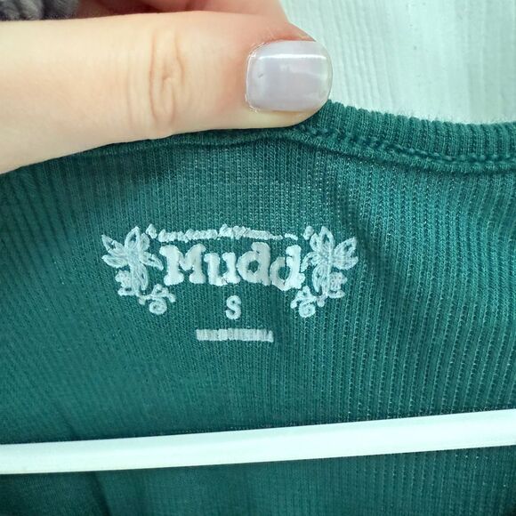 Mudd Cold Shoulder Ribbed Long Sleeve Green Top Women’s Size S - Picture 3 of 5